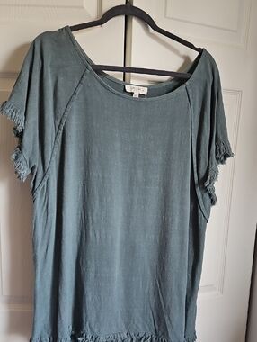 Umgee Dusty Teal Short Sleeve Fringe Trim Tee